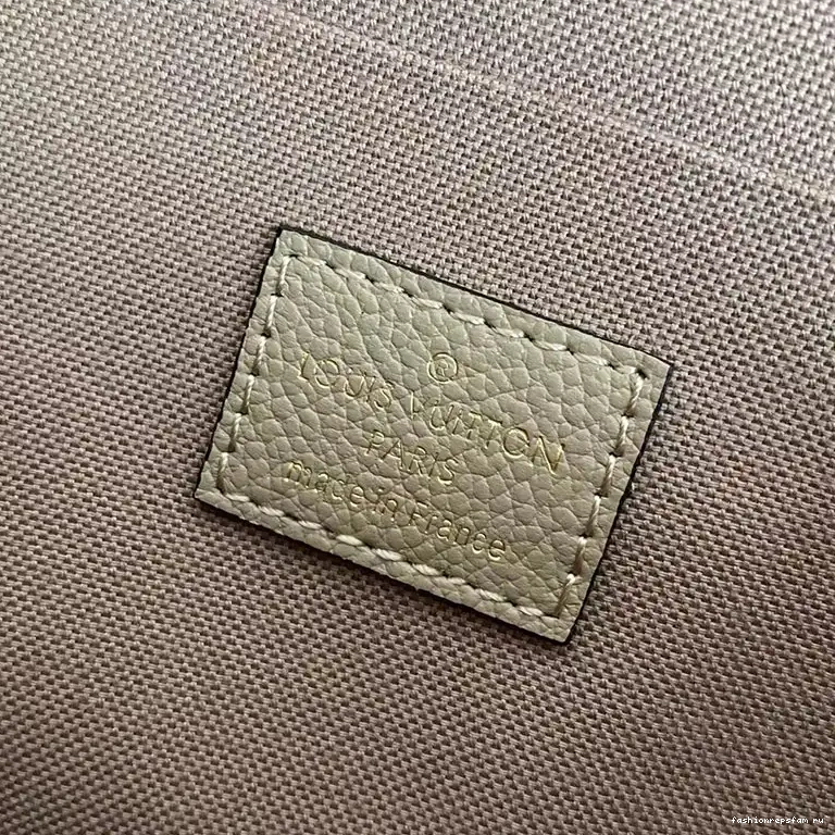 Fashionrep Bag 2206HT0011 LV 0824